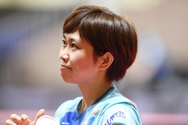 更是来自球 更是来自球