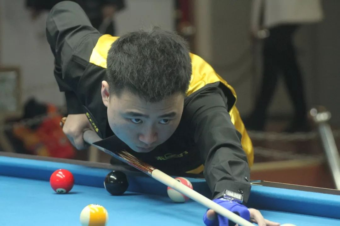 足相关条件 足相关条件